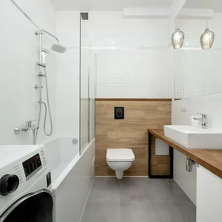 Stylish One Bedroom Perfectly Located By Renters شقة فروتسواف