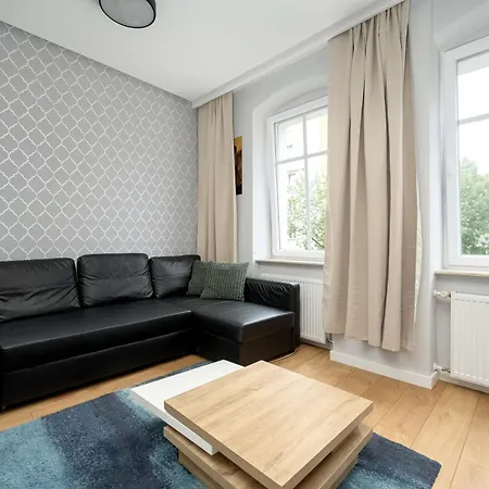 شقة Stylish One Bedroom Perfectly Located By Renters فروتسواف